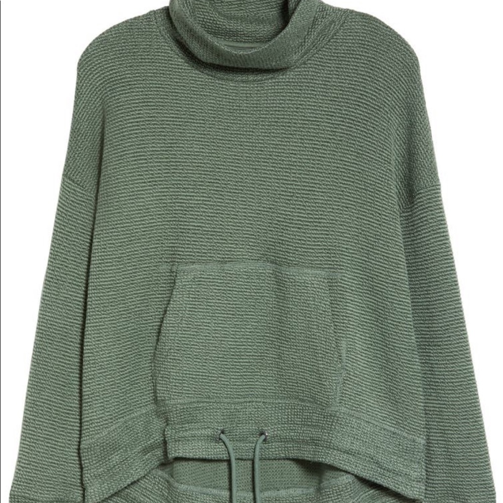 Sweaty Betty Boucle Funnel sweatshirt